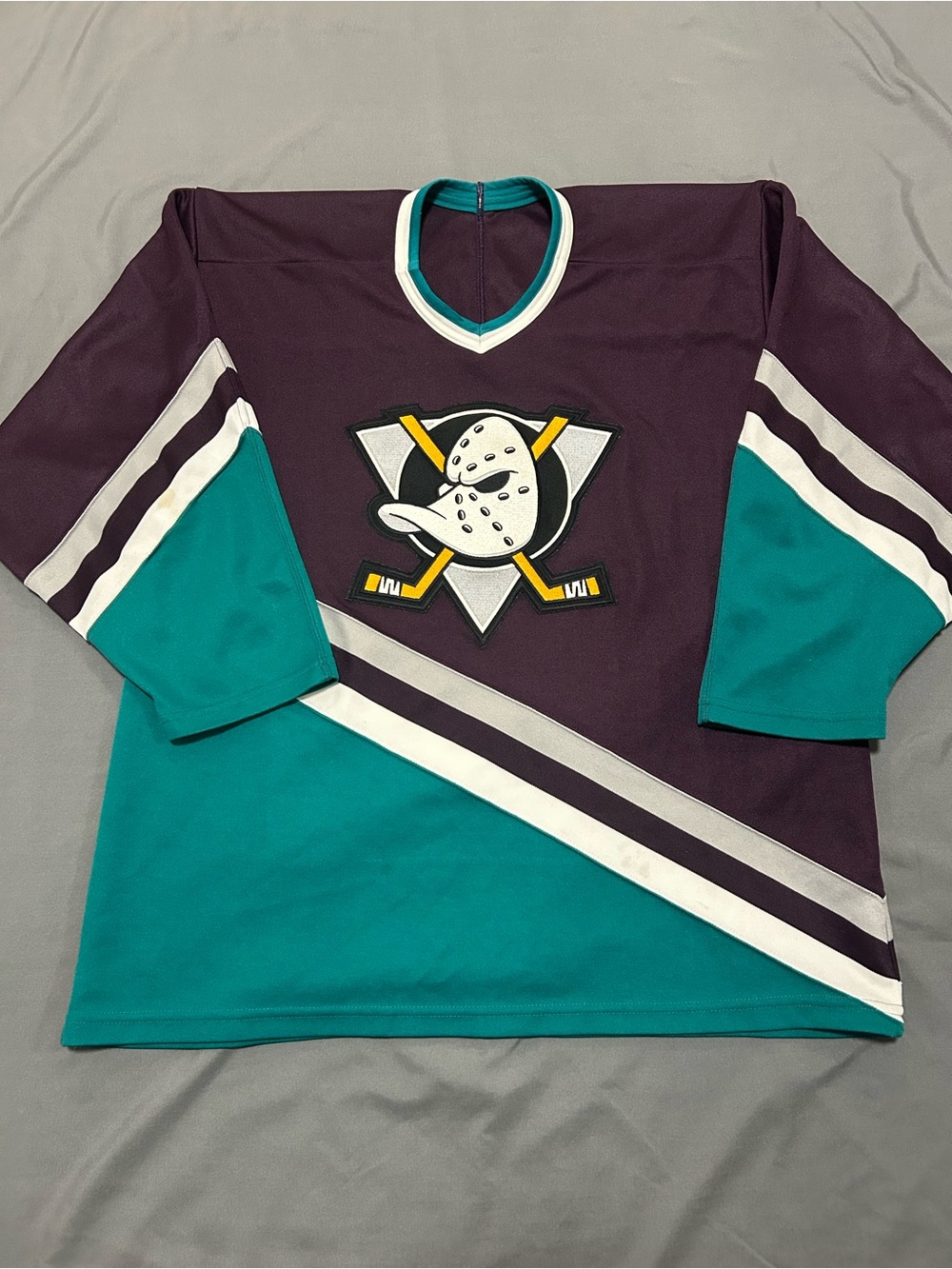 Authentic CCM / NHL / Anaheim Mighty Ducks Jersey